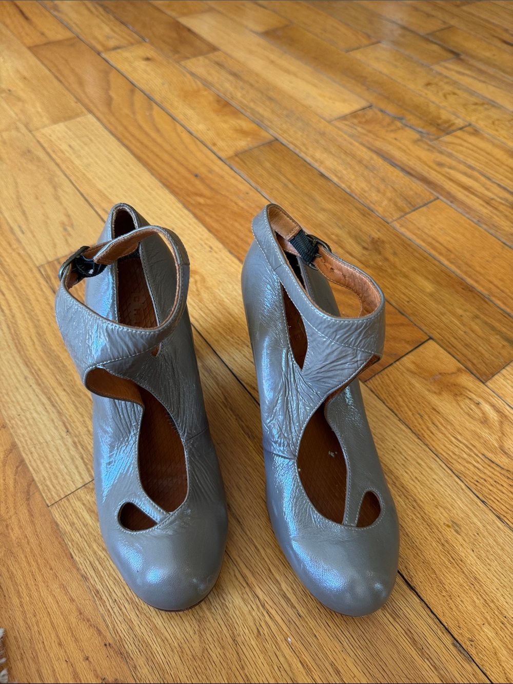 Chie Mihara Gray Leather Cutout Ankle Pumps
